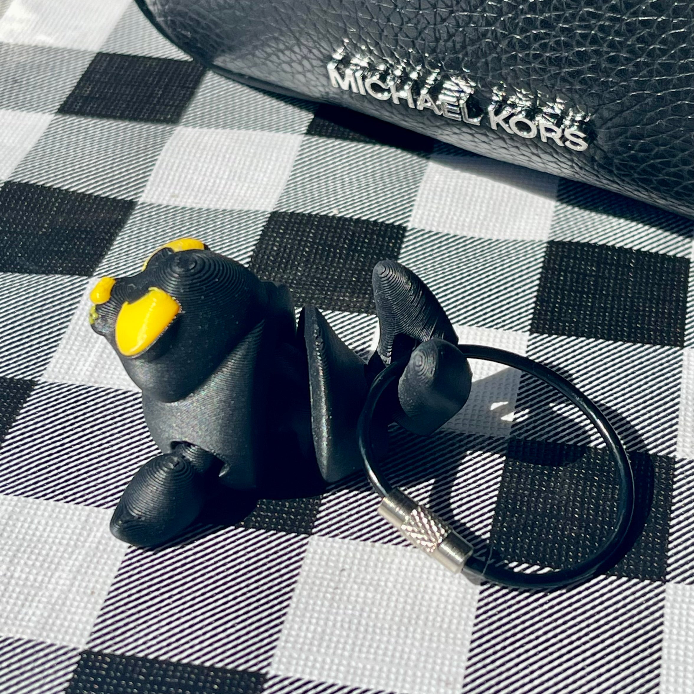 Flexi Seal Articulated 3D Printed Bag Charm - Black & Gold